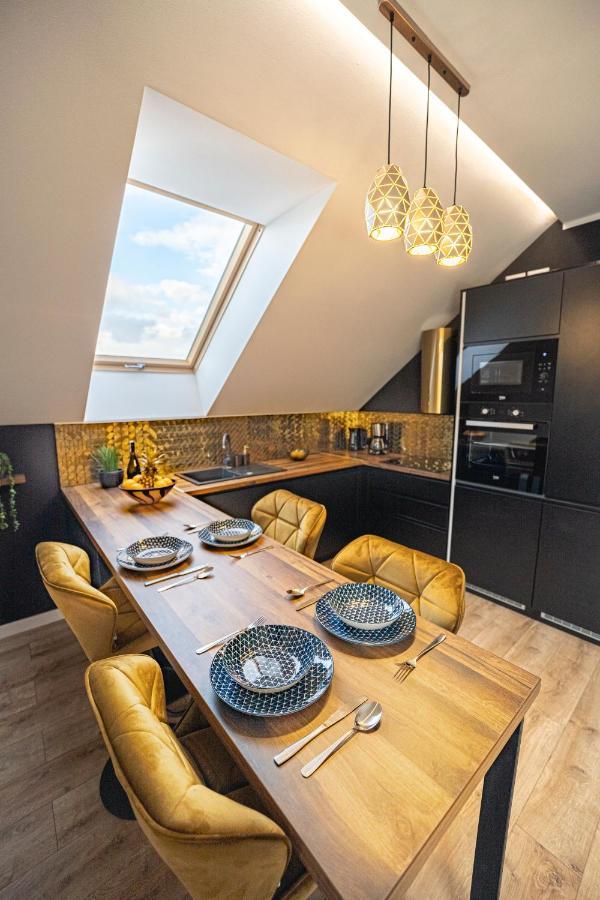 Apartament W Cieplicach Panorama Jelení Hora Exteriér fotografie